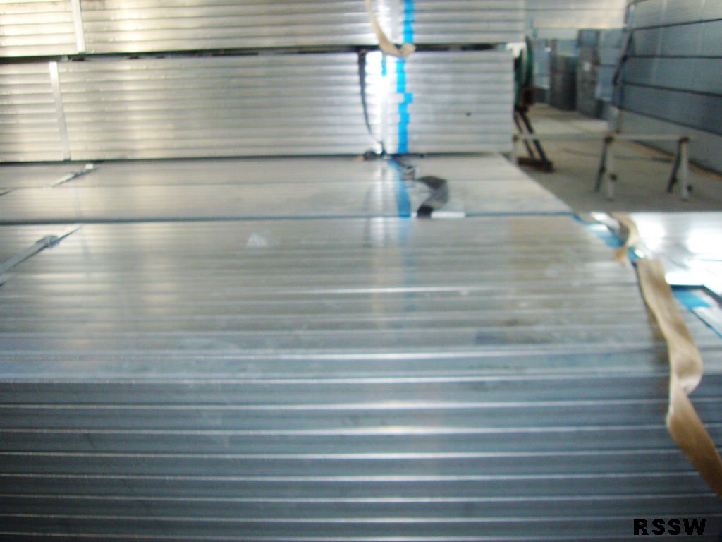 Carbon-Galvanized-Steel-Tube-and-Pipe
